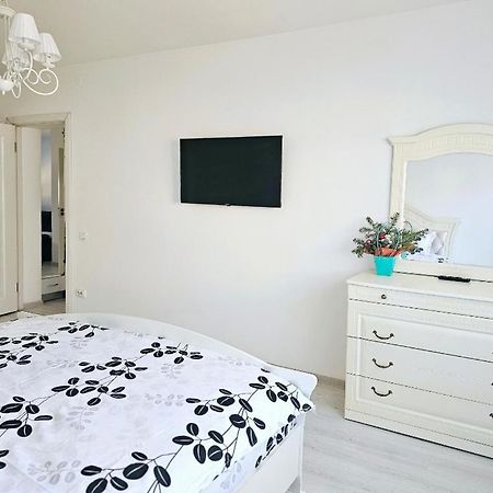 White Apartament, Браїла Екстер'єр фото
