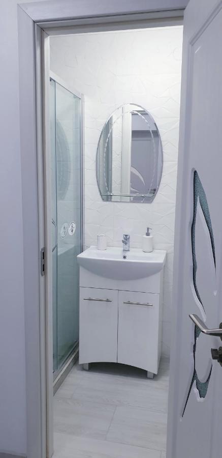 White Apartament, Браїла Екстер'єр фото