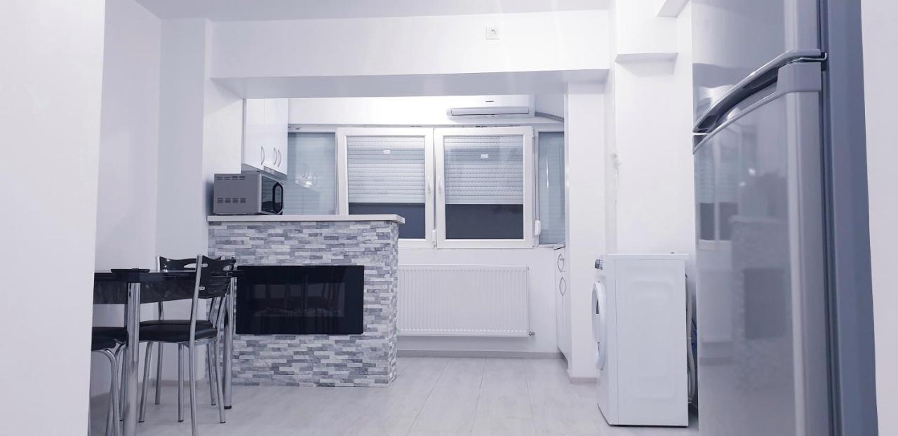 White Apartament, Браїла Екстер'єр фото